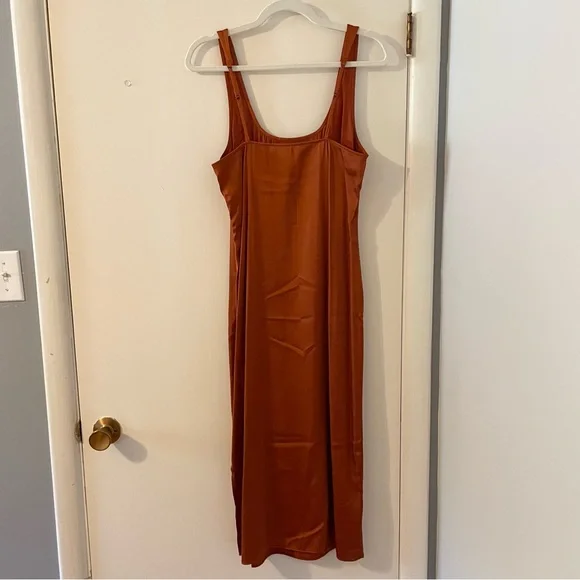 BNWT Abercrombie & Fitch Satin Slip Midi Dress with Slit in Paprika - Picture 2 of 8